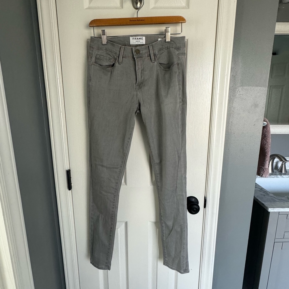 Frame Le Skinny De Jeanne Jeans, Gray, Stretch, 28x29.5, excellent condition
